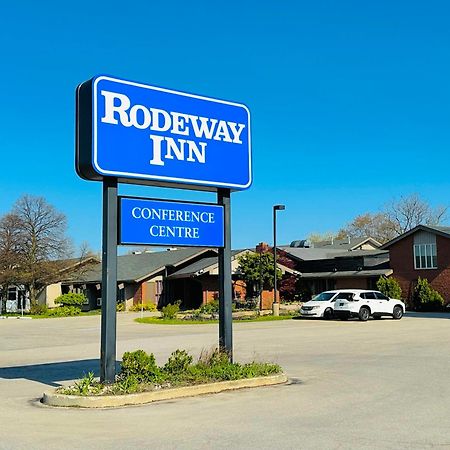 Rodeway Inn Festival Stratford Buitenkant foto